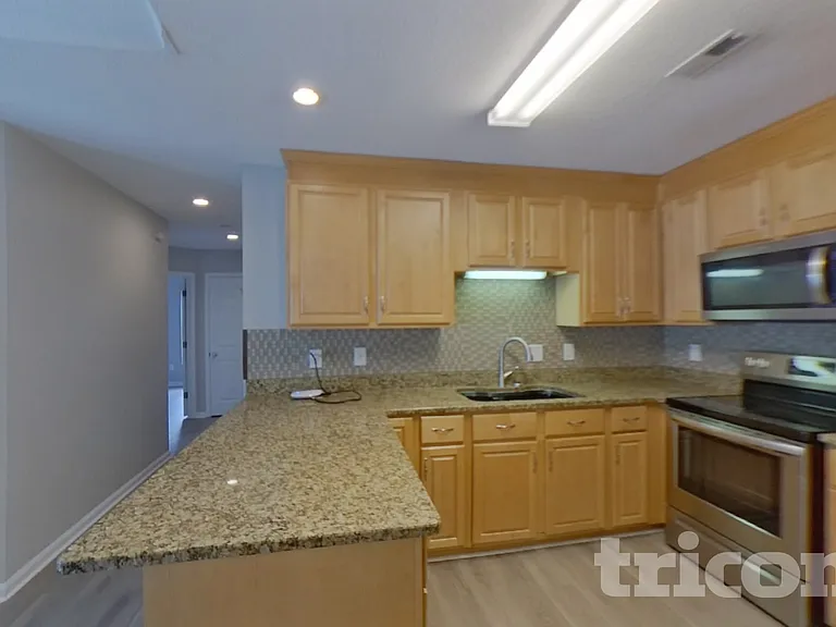 113 Cobblestone Ct — Photo 5