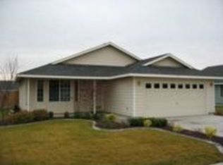 8416 Desoto Dr, Pasco, WA 99301
