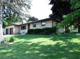 1515 Princeton Pl, West Bend, WI 53095