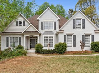 5560 Saddle Tree Ct, Sugar Hill, GA 30518