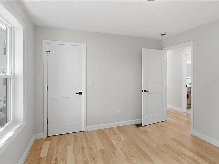 14 Raphael Ave #1 — Photo 8