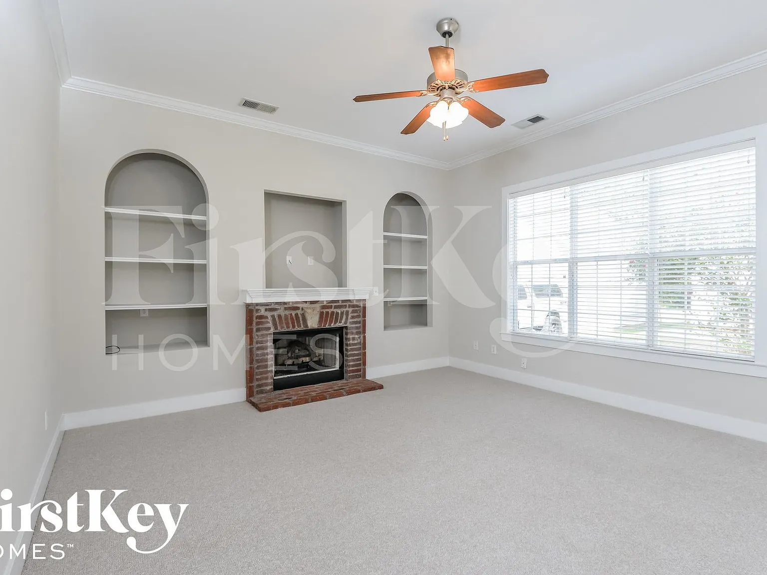 3 bed, 2.5 bath, 2171 sqft, $2,510 — Photo 4