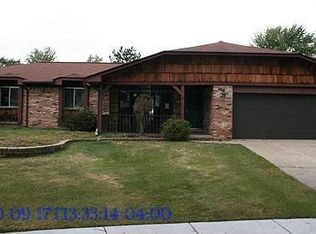 1367 Kipling Ct, Troy, MI 48083
