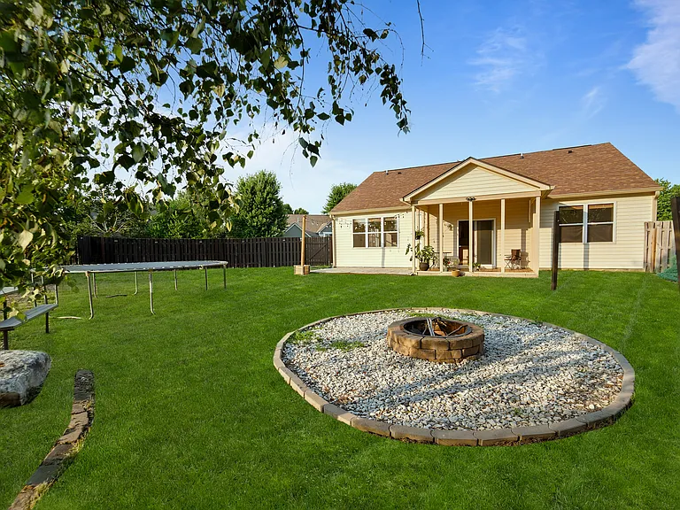 15452 Heath Cir — Photo 36