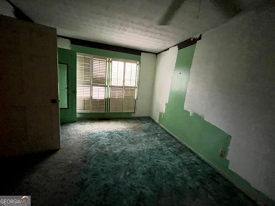 10th image of 222 Old Ailey Lothair Rd