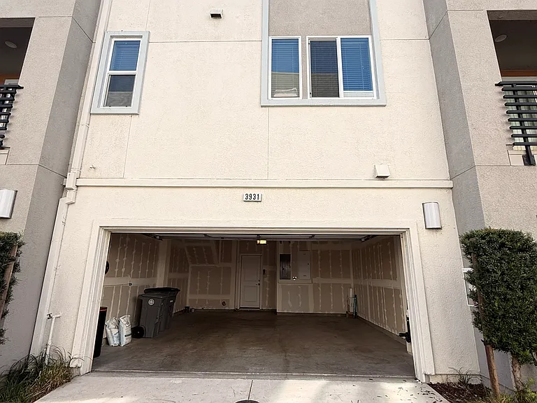 3931 Meridian St — Photo 27