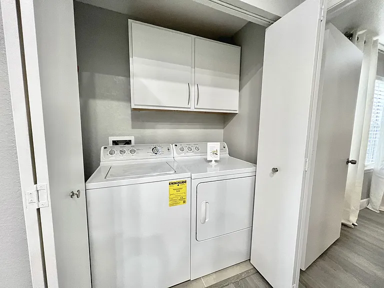 7340 Westpointe Blvd — Photo 14