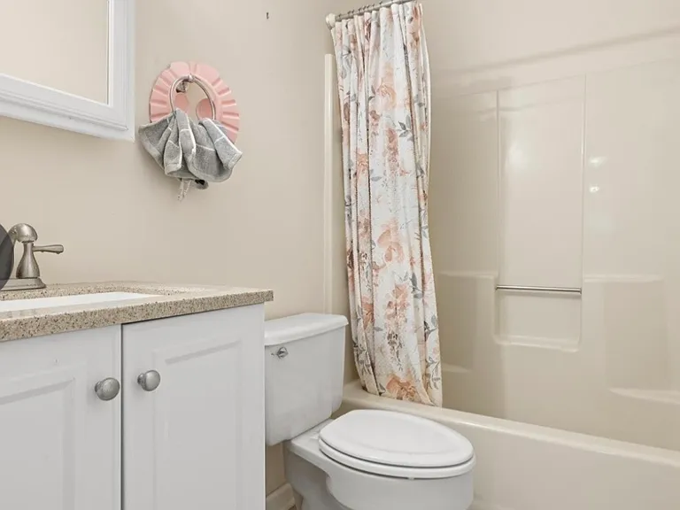 119 Westwood Cir — Photo 16