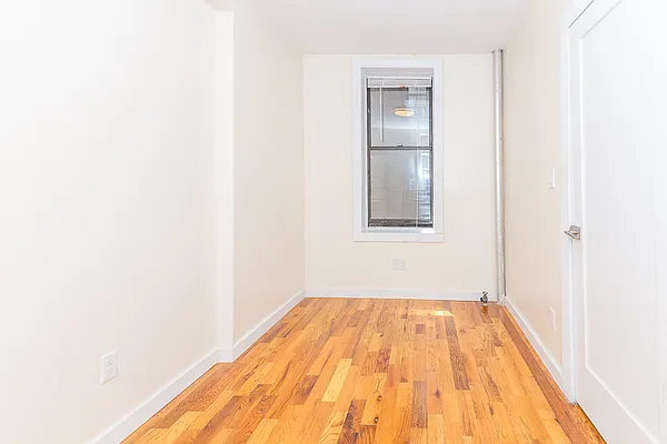 Rented by MySpaceNYC | media 17