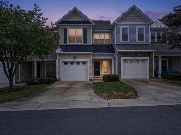 7237 Ladbrooke St, Raleigh, NC 27617
