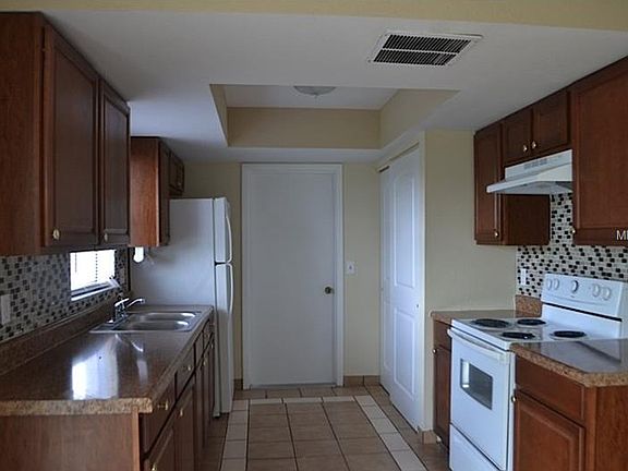 5th image of 968 Florida Pkwy