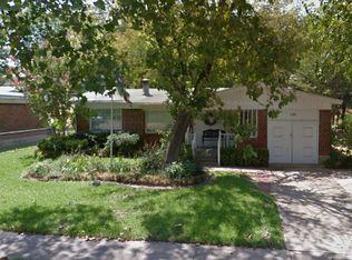 729 N Carrier Pkwy, Grand Prairie, TX 75050