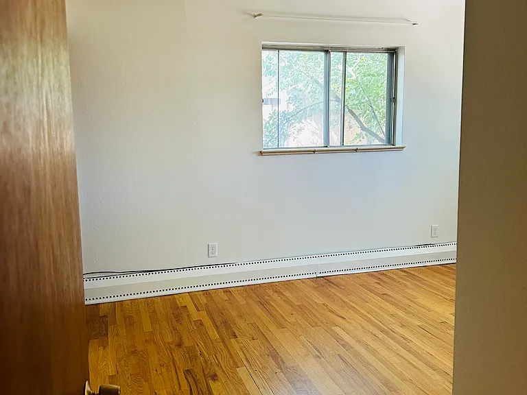 522 W Ramona Ave — Photo 26