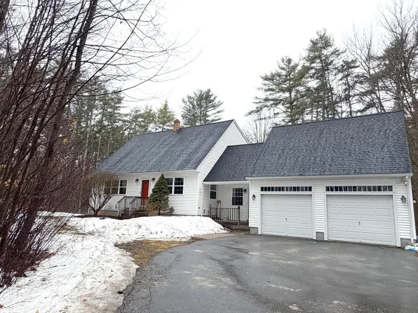 420 Gray Road, Falmouth, ME 04105