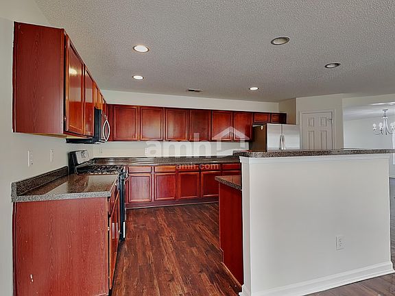 3rd image of 5955 Ricker Rd