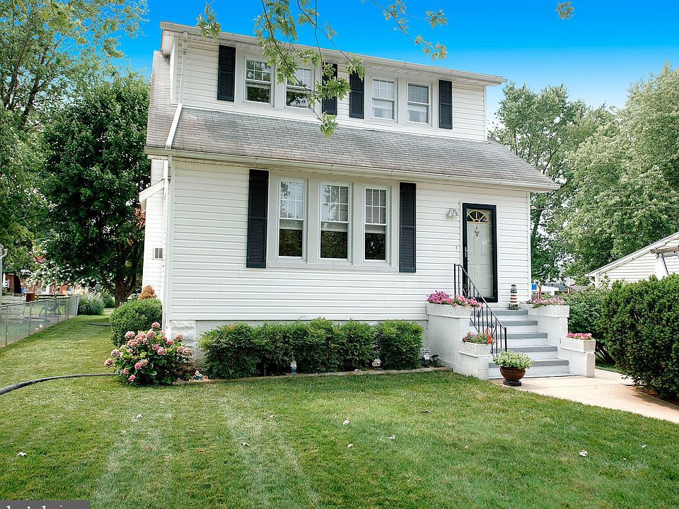 1st image of 2124 Lodge Forest Dr