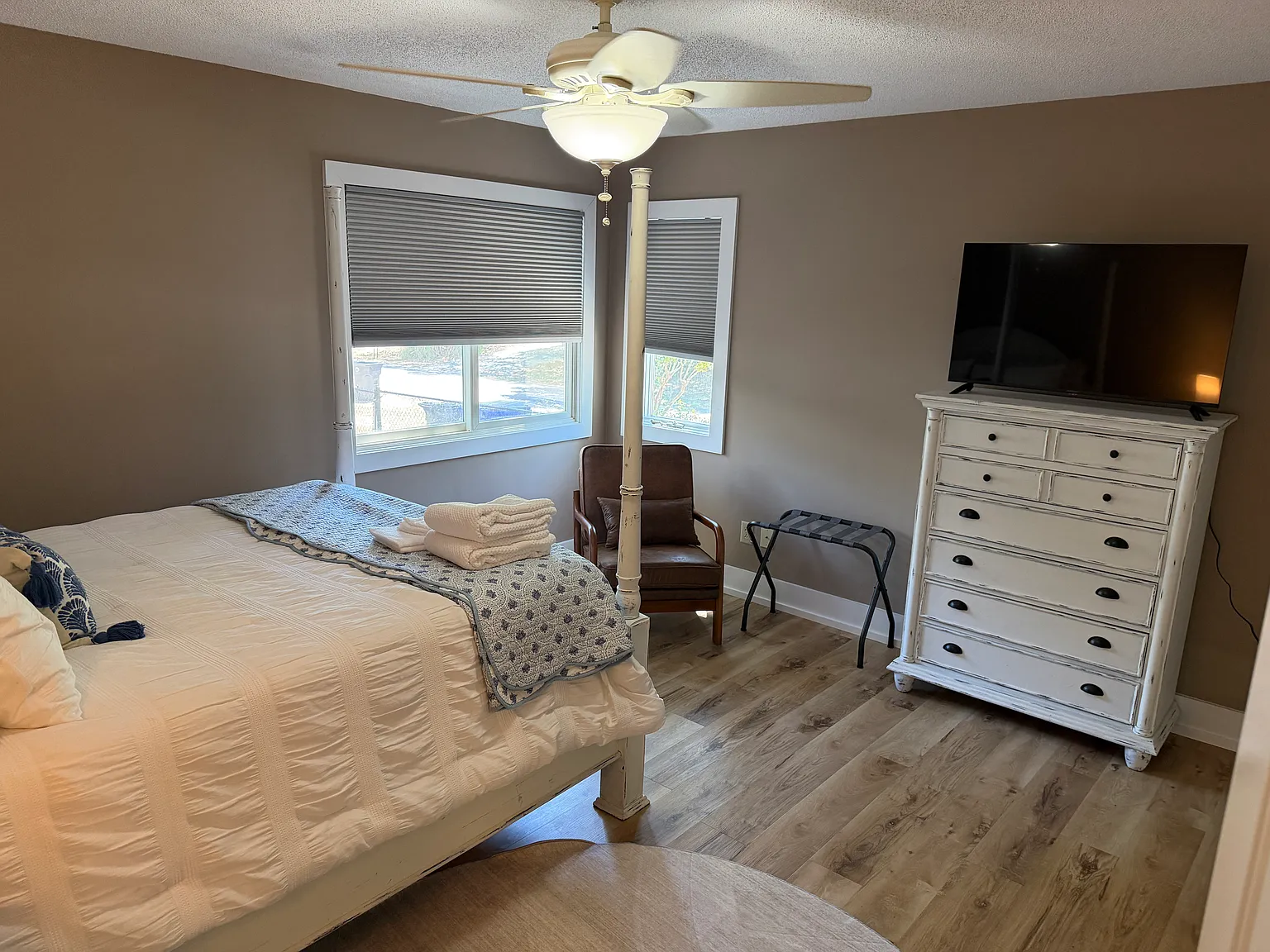 3 bed, 1248 sqft, $3,000 — Photo 4