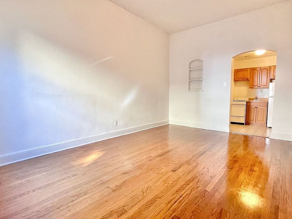 1st image of 337 W 76th St #2CF
