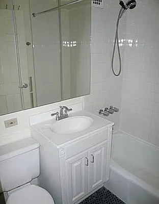 Rented by City Connections Realty | media 57