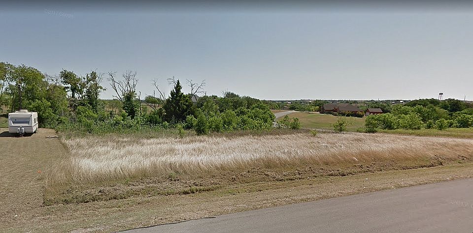 1st image of 111 Clarksgrove Ln