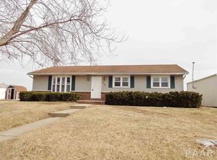 208 N Fisher Rd, Trivoli, IL 61569
