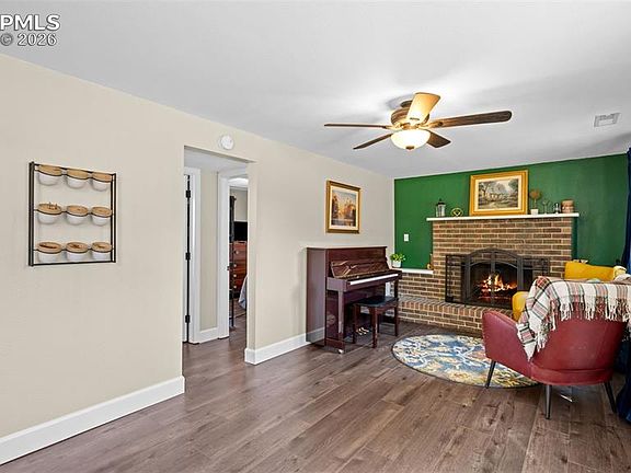 5th image of 1660 Winnebago Rd