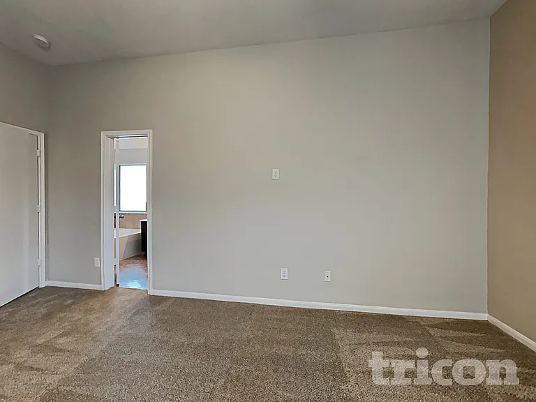 9215 Dewberry Blossom Ln — Photo 11