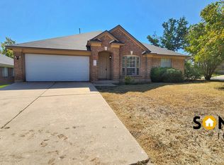 8105 Lerwick Ln, Round Rock, TX 78681