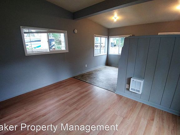 3rd image of 7921 21st St W