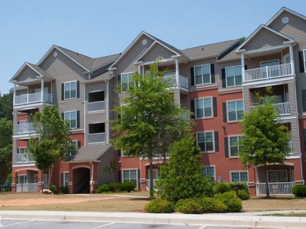 461 Old Dixie Way, Forest Park, GA