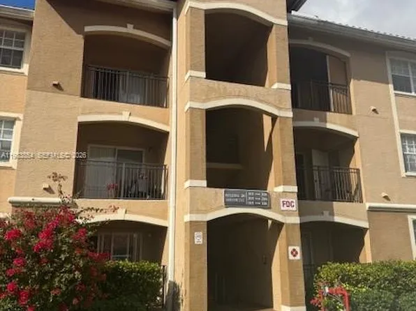 11631 SW 2nd St #20107, Hollywood, FL 33025