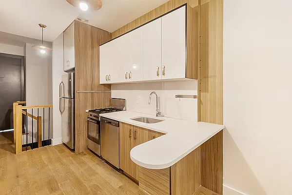 Rented by Brown Harris Stevens | media 13