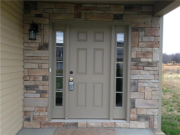 2nd image of 472 Summerhaven Lot 472