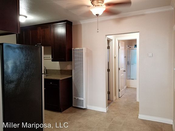 5th image of 321 S Mariposa Ave APT 07