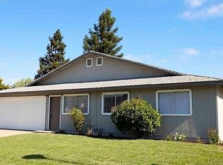 2 Dempster Ct, Sacramento, CA
