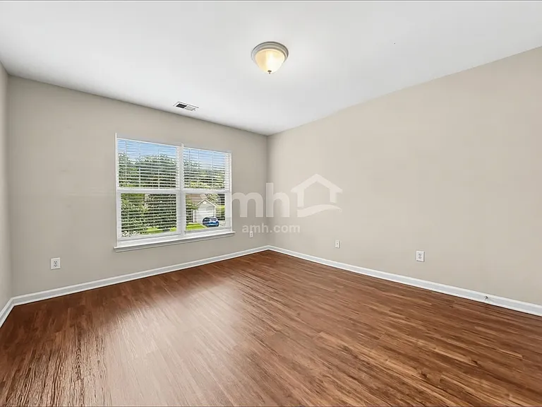 263 Island Green Rd — Photo 11