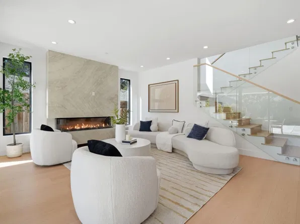 280 Yerba Buena Pl, Los Altos, CA 94022