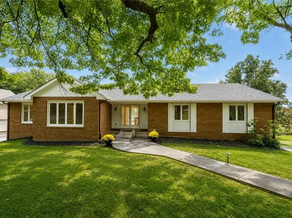 2343 Golfview Dr, Pittsburgh, PA 15241