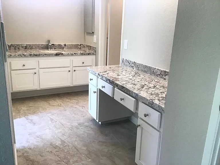 5705 Mulberry Ridge Dr — Photo 3