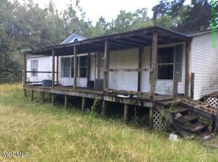 5400 Wildwood Rd, Moss Point, MS 39562