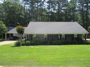 34 Fox Chase Dr, Pineville, LA 71360
