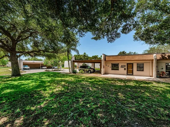 1500 Mission Hills Blvd #19-A, Clearwater, FL 33759