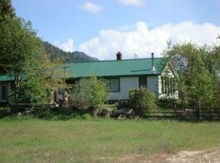 303 Ginter Rd, Sandpoint, ID 83864