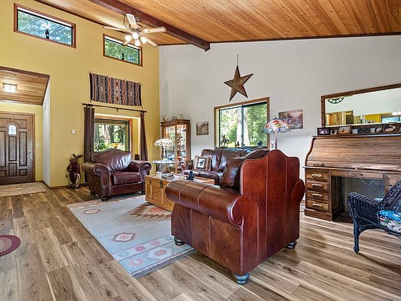 5th image of 405 Fernwood Ln