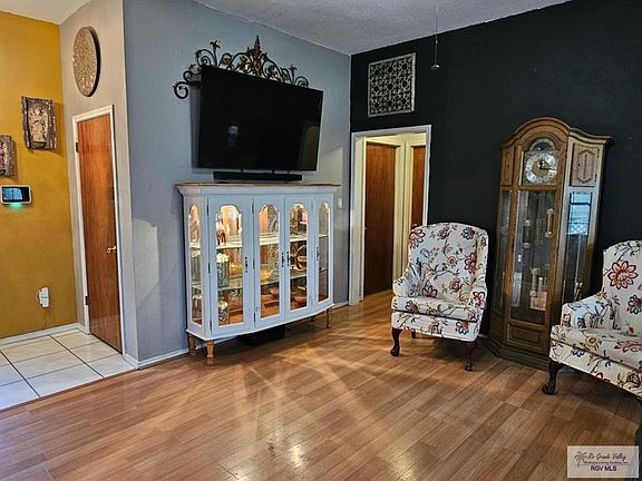 4th image of 850 Grey Fox Cir