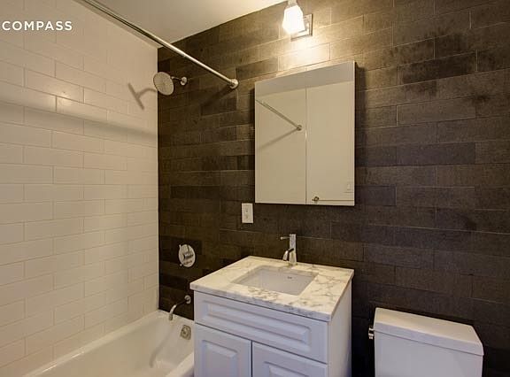 2nd image of 95 W 95th St APT 20B