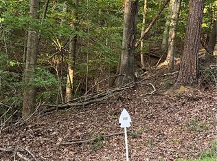 909 S Hogan Dr, Westminster, SC 29693