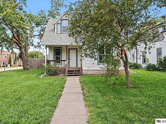 4th image of 4604 Stockwell St