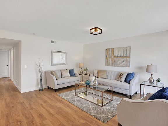 5th image of 5853 Blossom Ave