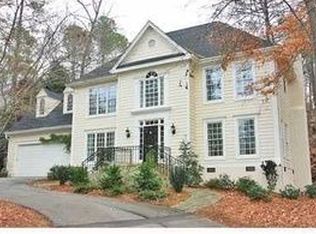 129 Lochwood West Dr, Cary, NC 27518